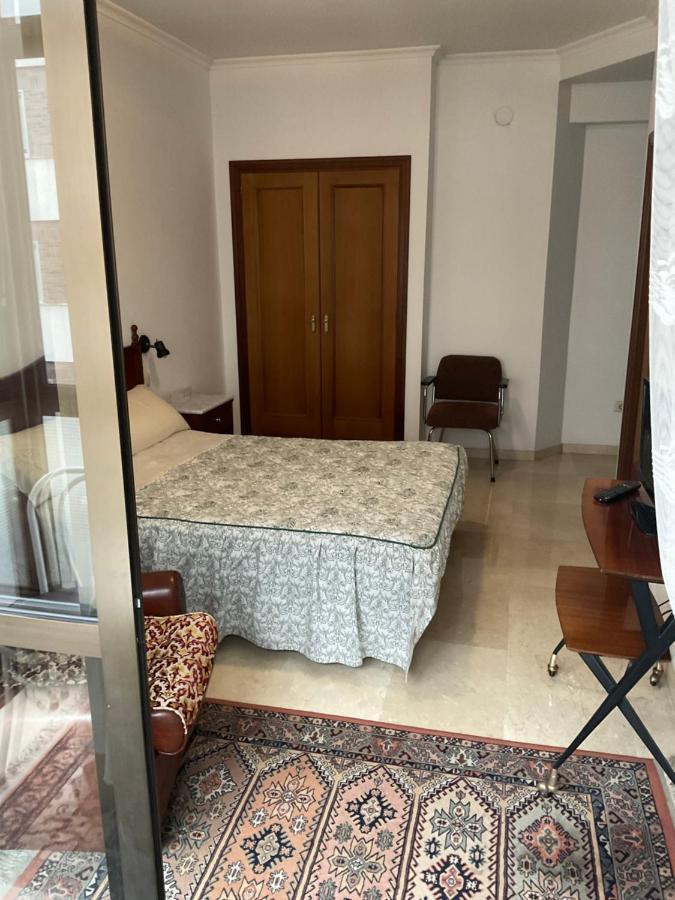 Residencia Universidad Ourense Extérieur photo